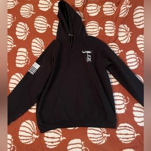 Mens NINE LINE hoodie